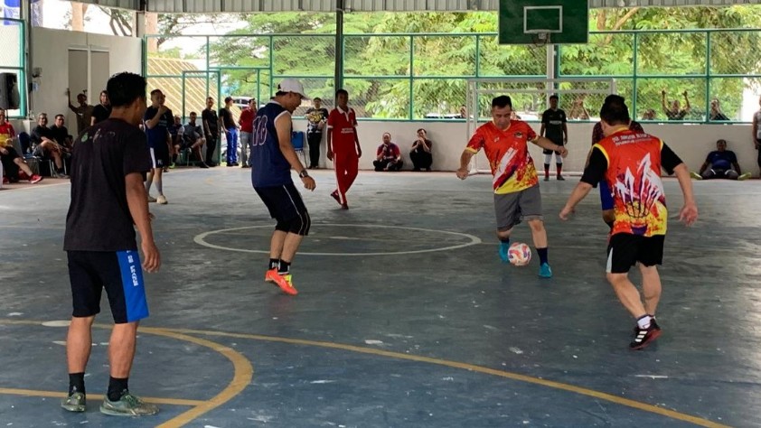 Pemkab dan Insan Pers Pesawaran Gelar Futsal Bersama
