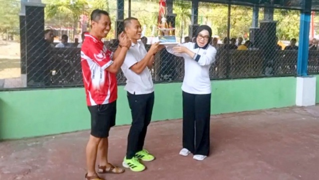 Petenis Waykanan Bersaing Rebut Tiket Porprov