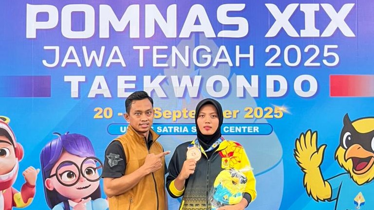 Atlet Taekwondo Pesawaran Sabet Medali POMNAS