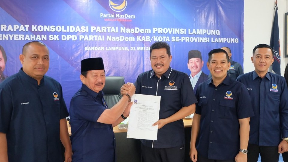 Mantan Banteng Pimpin NasDem Pesawaran