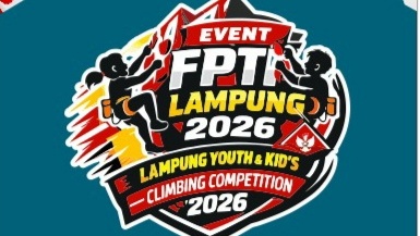 Seratusan Climber Muda Bersaing di Arena Panjat Tebing PKOR