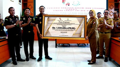 Kejari Lampura Pulihkan Keuangan Daerah Rp1,33 Miliar