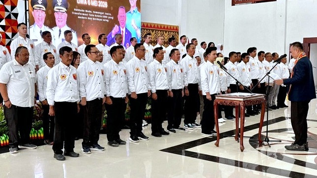 Lantik Pengurus KONI Lambar, Taufik: Pembinaan Harus Terarah.!