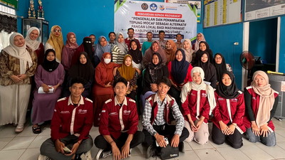 Sosialisasi Pangan Alternatif, UMKO Kenalkan Mocaf ke Warga Kalibening Raya