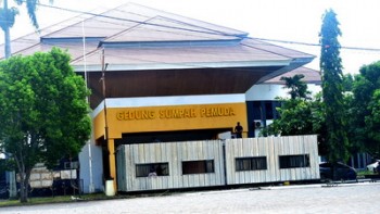 Kantor Dipantati Bangunan Liar, KONI Lampung Meradang