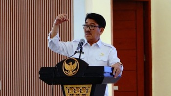 Bupati Lampung Utara  Jawab Kritik Pinjaman Daerah